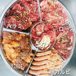 Yakiniku Ushiwa Ka - 焼肉オードブル税込1万円お電話にて予約承ります。お弁当も販売中