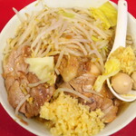 ラーメン二郎 - ラーメン小＋ニンニク多め＋ショウガ半分