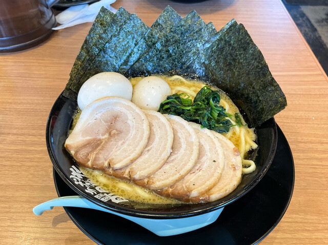 横浜家系ラーメン 町田商店 マックス 矢部 ラーメン 食べログ