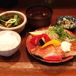 味乃にしき - 2020/12/21 日替りランチ―ビーフシチュー、鮭のバター焼 ➡ ビーフシチューのお肉がトロける〜、鮭は食べ応えありで、美味しかったです！