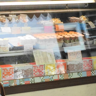 おやつとやまねこ_2