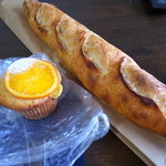 アドゥマン - バゲットとオレンジマフィン