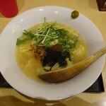 らーめん笑家 - 梅とじらーめん