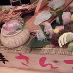 朝菜夕魚 - トロ箱その１