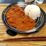 里弄 - チキン&トマトカレー 税込640円