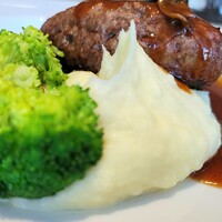 37 Steakhouse & Bar - 