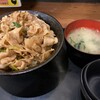 伝説のすた丼屋 溝の口店