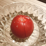 熟成地鶏とジビエのやまと - 甘いトマト