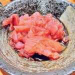 無器用男のざっくり居酒屋 満開 - サービス
漬けマグロ