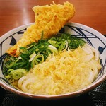 Marugame Seimen - ランチセット500円 かけうどん かしわ天 シャケおむすび