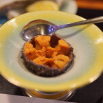 こい勢 - 殻付き馬糞雲丹