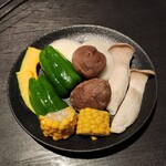 炭火焼肉 なかむら  - 