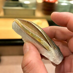 鮨処 多田 - 握り コハダ リフト