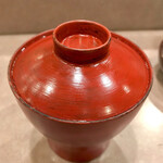 鮨処 多田 - しじみの味噌汁 提供時