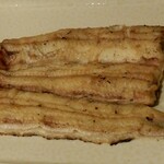うなぎ 桜家 - こう見ると、立派な"白焼"なのですが・・・。良心的なお店です。