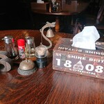 蘇洲 - テーブル上