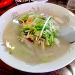 広州 - 料理写真:長崎ちゃんぽん！見た目は確かにちゃんぽんぽい！