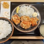 Sapporo Zangi Hompo - ジャンボザンギ定食（塩）