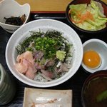 磯料理マルサ - アジタタキ丼