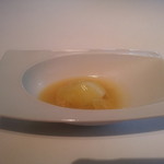 キュイジーヌ[s] ミッシェル・トロワグロ - リンゴのシャーベットだったっけ？