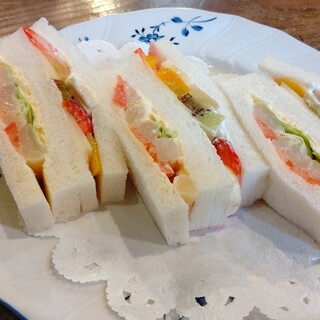 神戸で人気のカフェ ランキングtop 食べログ