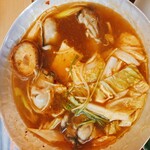 活魚料理 花惣 - 牡蠣小鍋　ピリ辛