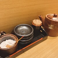 天麩羅 なか江 - お塩と天つゆ