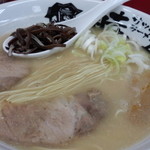ラーメン・餃子 大勝 - ｻｯﾎﾟﾛﾗｰﾒﾝ時計台小倉南店より拝借(?)した丼でｻｰﾌﾞｗｗ