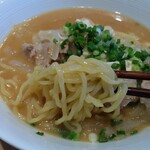 なおえつ良品食堂 - とん汁ラーメン