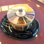 加賀屋別邸 松乃碧 - 綺麗な茶器