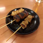 Yakiyoriyaminoji - ボンジリ、くつね、鶏皮