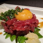 うまかもんの旅 博多っ子 - 馬肉ユッケ