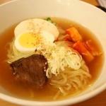 平壌冷麺食道園