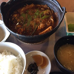 小金井カントリー倶楽部 レストラン - 牡蠣の味噌鍋定食