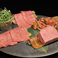 西麻布 焼肉 X - 