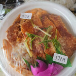 ムーンベーカリー - カツ丼