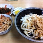 徳重屋 - サービス定食