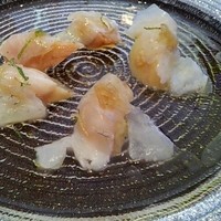 ルッチコーレ - 鱸のマリネに桃を添えて