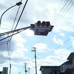 Yudetarou - 南仙台駅へ向かう途中に絶滅危惧種な「ＵＦＯ型信号機」をパチリ☆  貴重な存在だそうです(^^)v