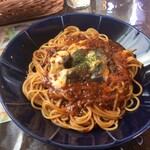 パスタ食堂 クオーレ - モッツァレラチーズとナスのミートソース