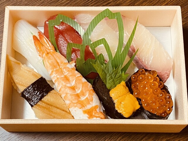 まわる寿司 博多魚がし 博多1番街店 博多 回転寿司 食べログ まわる寿司 博多魚がし 博多1番街店 博多 回転寿司 食べログ