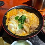 Torigen - 親子丼。鶏肉が美味しいです。