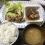 居喰処 光 - 2020/12/23
      本日の日替り 豚キャベツミソ炒め定食 500円