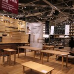 MUJI Bakery - 無印良品店内