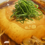 ラーメン屋 トイ・ボックス - ガリシア栗豚のチャーシュー