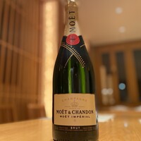 モエ・エ・シャンドン アンペリアル（ボトル）