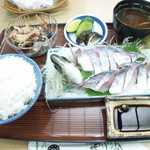 竹八鮨 - 活アジ造(定食)