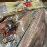 Pintarou - さわらの西京焼き、金目鯛の干物、ホッケの干物
                      全て冷凍です。