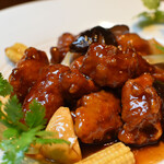 Black and sour pork with Yamayuri pork