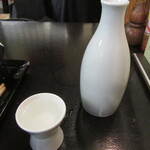 神田まつや - 菊正をぬる燗で